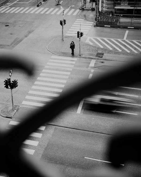 Alone | 10 x 15cm